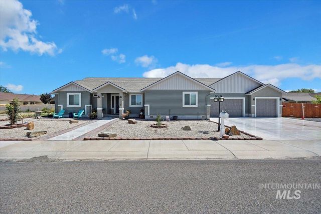 1536 Marie Dr, Gooding, ID 83330