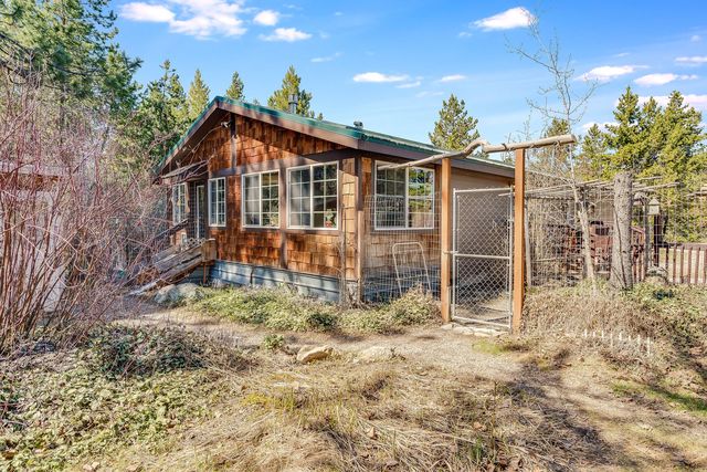 300 Pleasant Valley Rd, Marion, MT 59925
