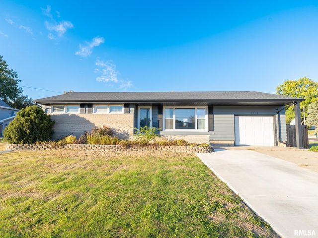 4901 W  Pfeiffer Rd, Bartonville, IL 61607