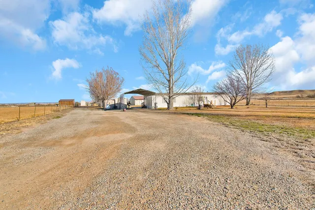1516 M 3/8 Rd, Loma, CO 81524