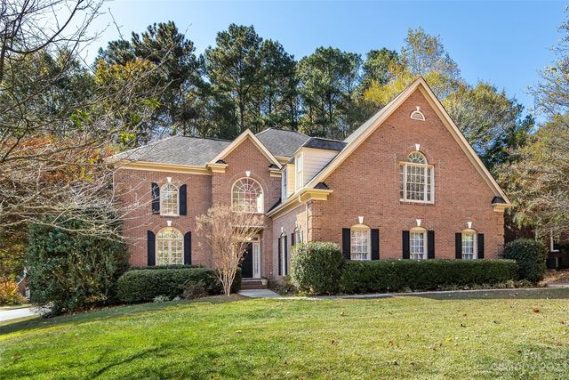 11909 Overlook Mountain Dr, Charlotte, NC 28216