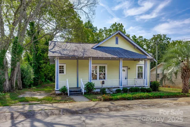 205 Drayton St, Winnsboro, SC 29180