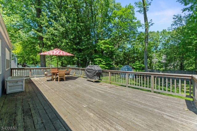 59 Locust Ave, Fanwood, NJ 07023