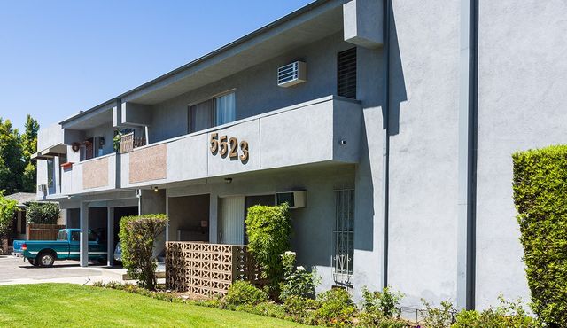 5523 Denny Ave #13, North Hollywood, CA 91601