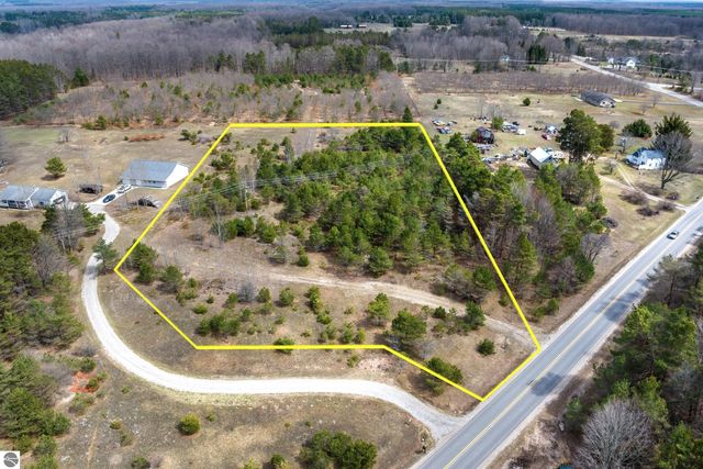 Case Rd, Beulah, MI 49617
