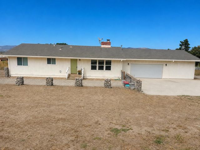 880 River Rd, Salinas, CA 93908