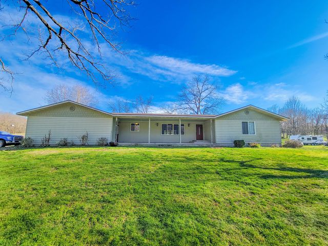 17057 Private Road 1016, Exeter, MO 65647