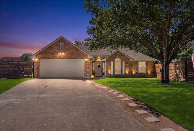 506 Wild Springs Dr, Midlothian, TX 76065