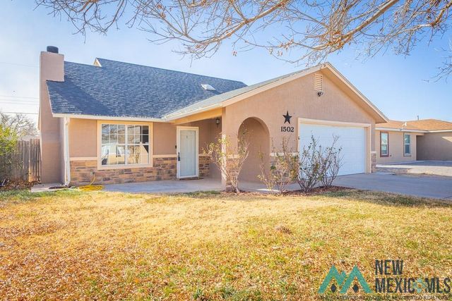 1502 Sunset Pl, Roswell, NM 88203