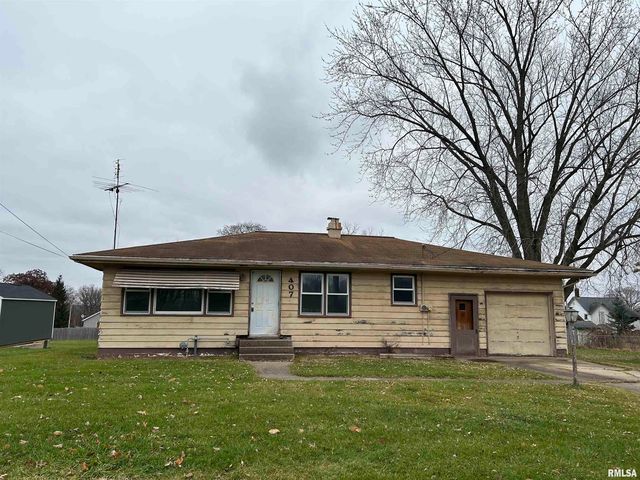 407 West St, Sparland, IL 61565