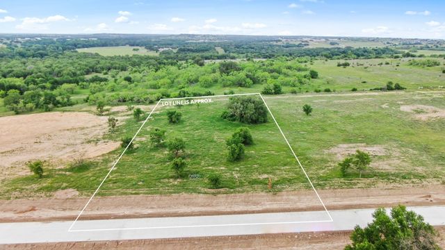 3032 Palermo Dr, Weatherford, TX 76087
