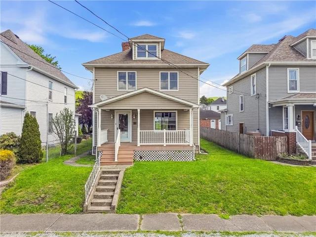 1221 Vine St, Connellsville, PA 15425
