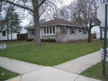 1702 Gross Ave, Green Bay, WI 54304