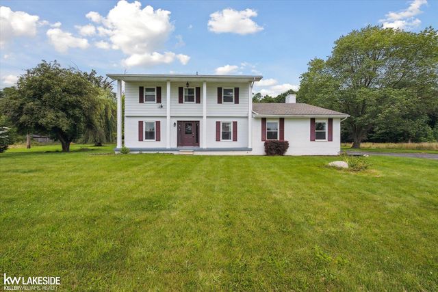 5925 Clyde Rd, Howell, MI 48855