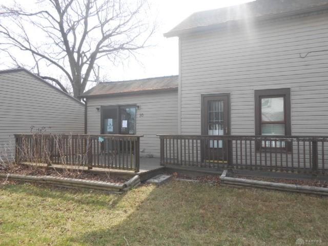 10 W  3rd St, Laura, OH 45337