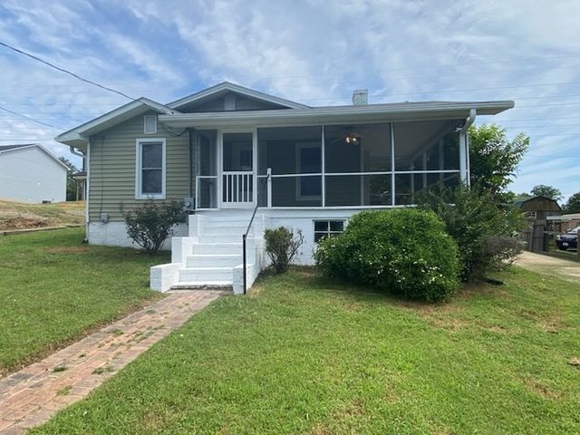 1410 Salisbury Ave, Albemarle, NC 28001