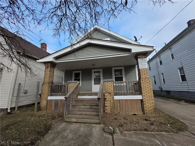 3703 E  63rd St, Cleveland, OH 44105