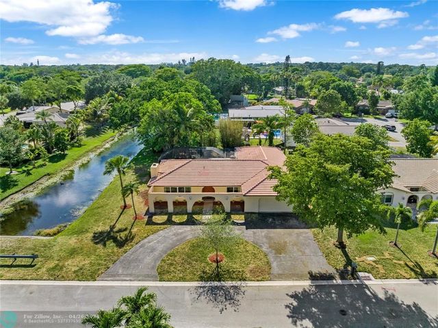 1548 NW 84th Dr, Coral Springs, FL 33071