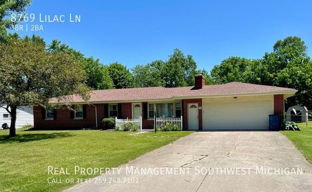8769 Lilac Ln, Berrien Springs, MI 49103
