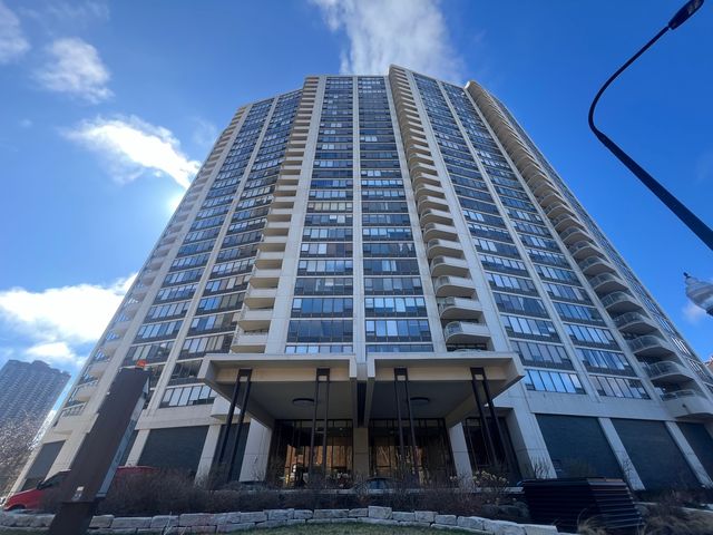 3930 N  Pine Grove Ave #2514, Chicago, IL 60613