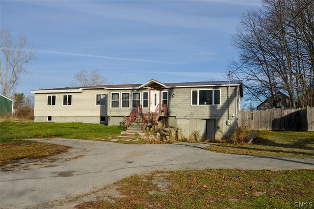 44511 County Route 100A, Wellesley Island, NY 13640
