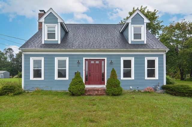 33 Coral St, Mansfield, MA 02048
