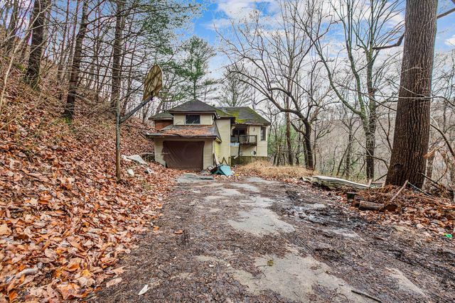 2750 Dorman Dr, Portsmouth, OH 45662