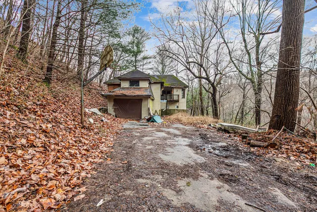 2750 Dorman Dr, Portsmouth, OH 45662