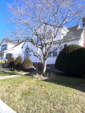 35 Burns Ave, Quincy, MA 02169