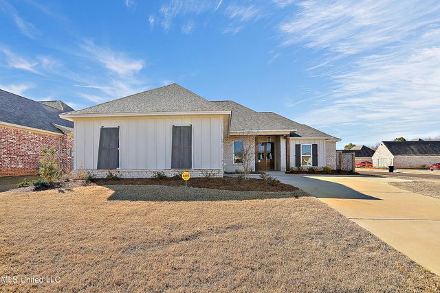 701 Summerfield Dr, Canton, MS 39046