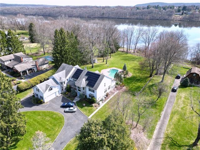 331 Strawtown Road, New City, NY 10956