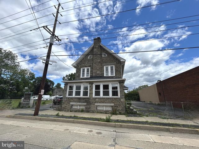 825 Jersey Ave, Gloucester City, NJ 08030
