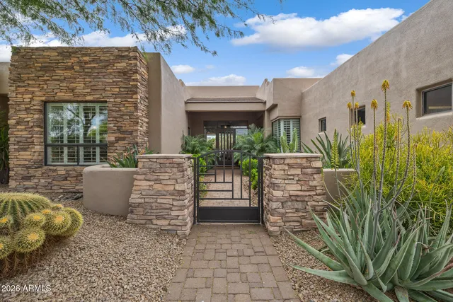 10949 E DALE Lane, Scottsdale, AZ 85262