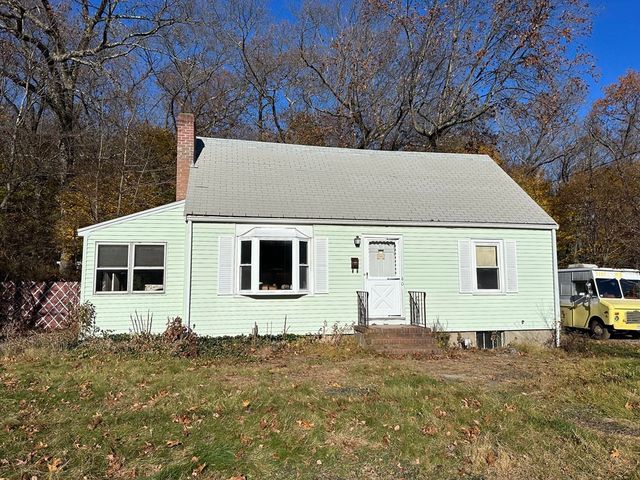 40 Wheelock Rd, Waltham, MA 02453