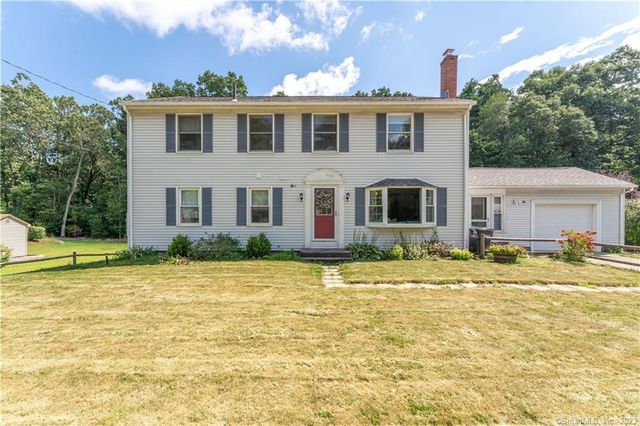 40 Sunset Dr, Somers, CT 06071