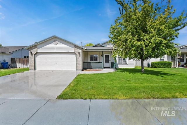 1755 Wasatch Dr, Mountain Home, ID 83647