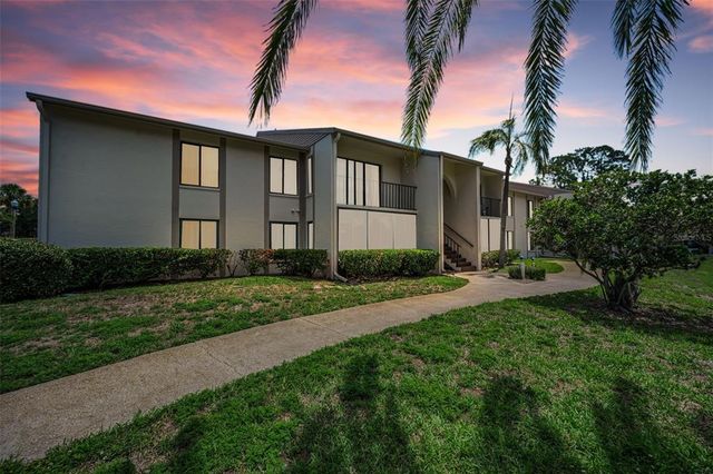 1870 Pine Ridge Way W #G1, Palm Harbor, FL 34684