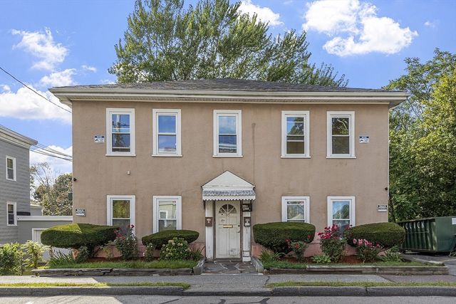 95 Preston St, Wakefield, MA 01880