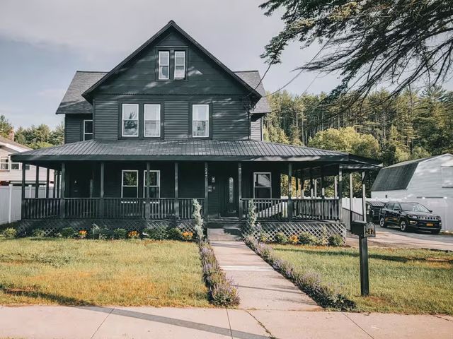 247 River St #3, Warrensburg, NY 12885