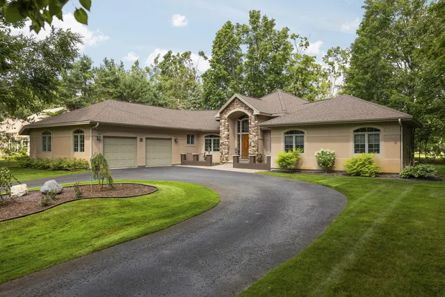 194 Invitational Dr, Gaylord, MI 49735