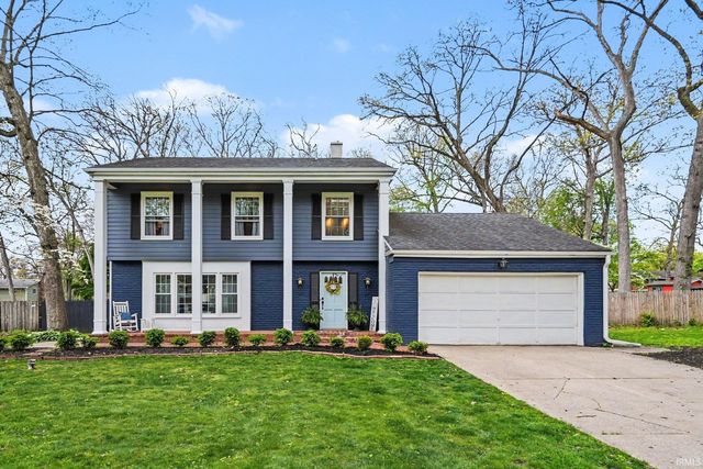 53281 Oakton Dr, South Bend, IN 46635
