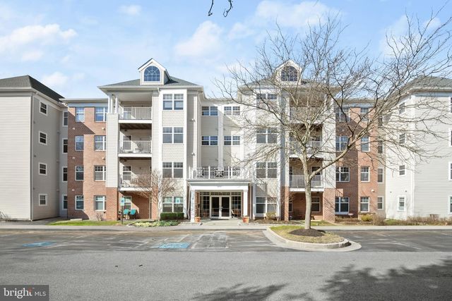 4550 Chaucer Way #201, Owings Mills, MD 21117