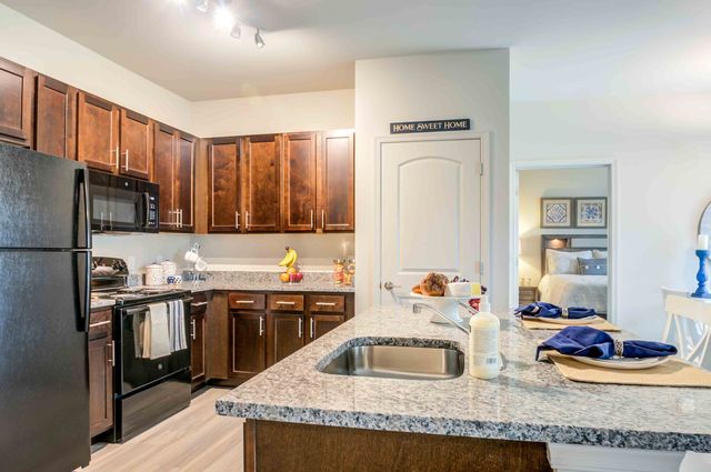504 Coventry Ln, Salisbury, MD 21804