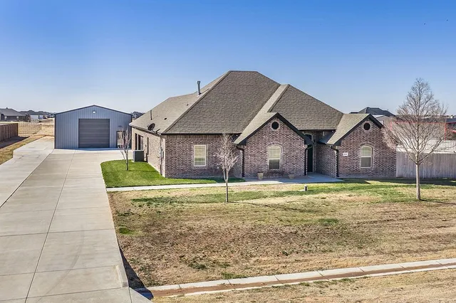 8833 Lupine Dr, Amarillo, TX 79119