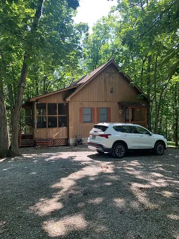 23516 Monroe Rd #579, Stoutsville, MO 65283