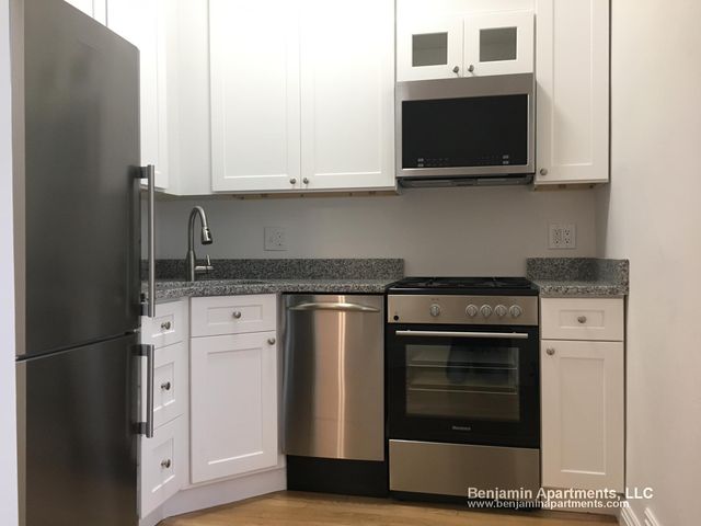 290 Commonwealth Ave #18A, Boston, MA 02115