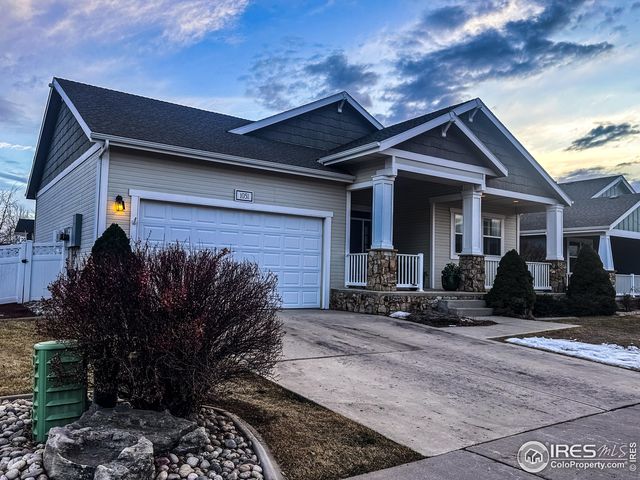 1051 Canal Dr, Windsor, CO 80550