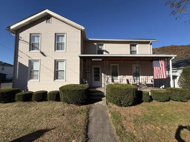 240 W  5th St, Emporium, PA 15834