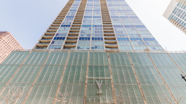 611 S  Wells St #1703, Chicago, IL 60607