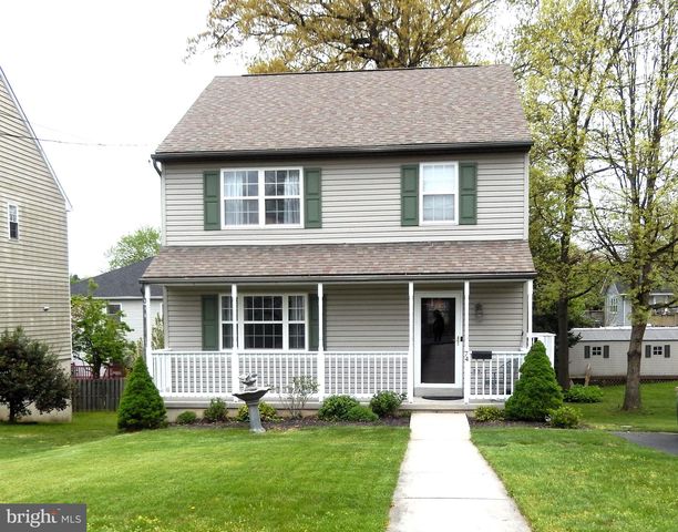 74 5th Ave, Broomall, PA 19008